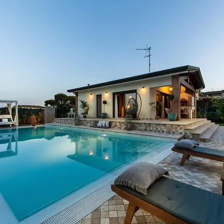 Luxury Opposite Darsena *