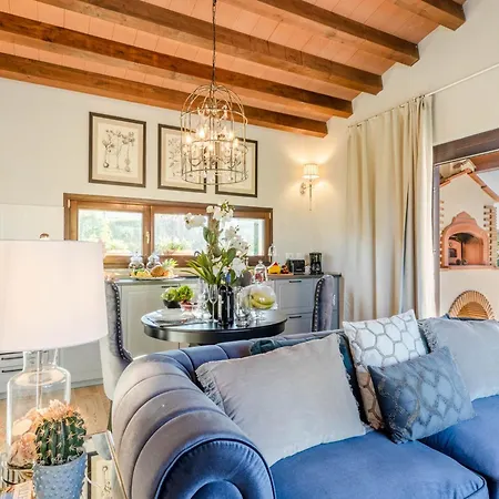 Luxury Opposite Darsena Villa *