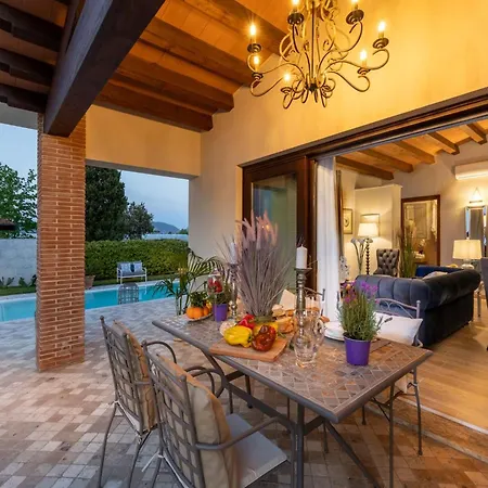 Luxury Opposite Darsena Villa Viareggio