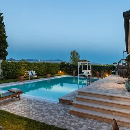 Luxury Opposite Darsena Villa *