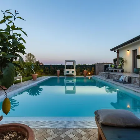 Luxury Opposite Darsena * Viareggio